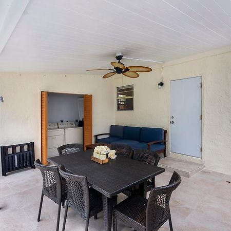 Chic Downtown Vacation Home And Guest Home Γουεστ Παλμ Μπιτς Εξωτερικό φωτογραφία