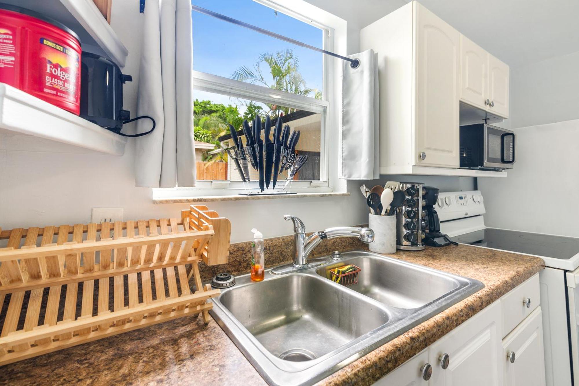 Chic Downtown Vacation Home And Guest Home Γουεστ Παλμ Μπιτς Εξωτερικό φωτογραφία