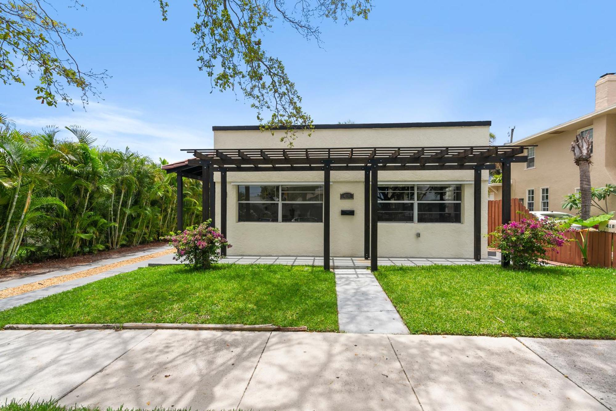 Chic Downtown Vacation Home And Guest Home Γουεστ Παλμ Μπιτς Εξωτερικό φωτογραφία