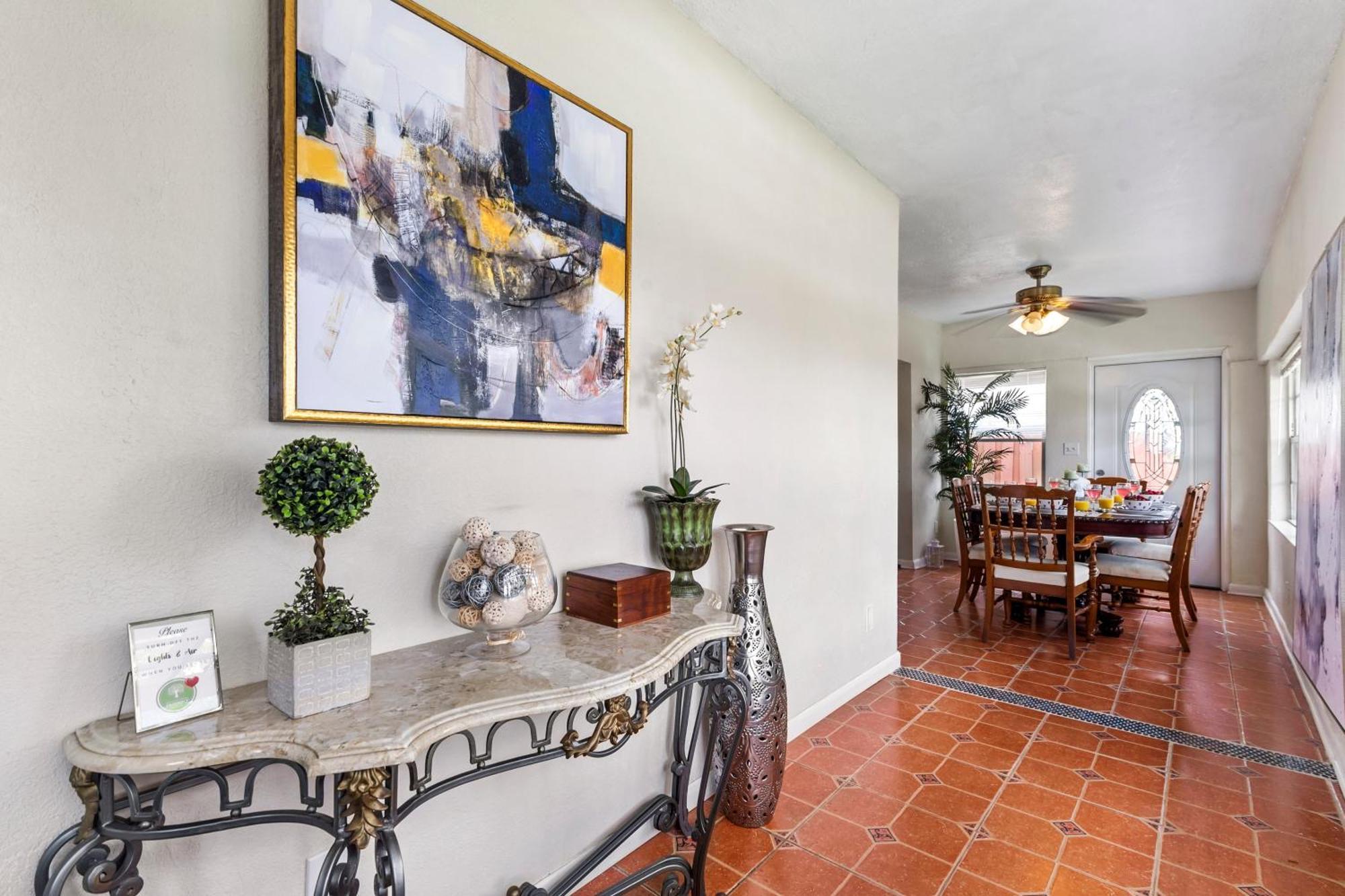 Chic Downtown Vacation Home And Guest Home Γουεστ Παλμ Μπιτς Εξωτερικό φωτογραφία