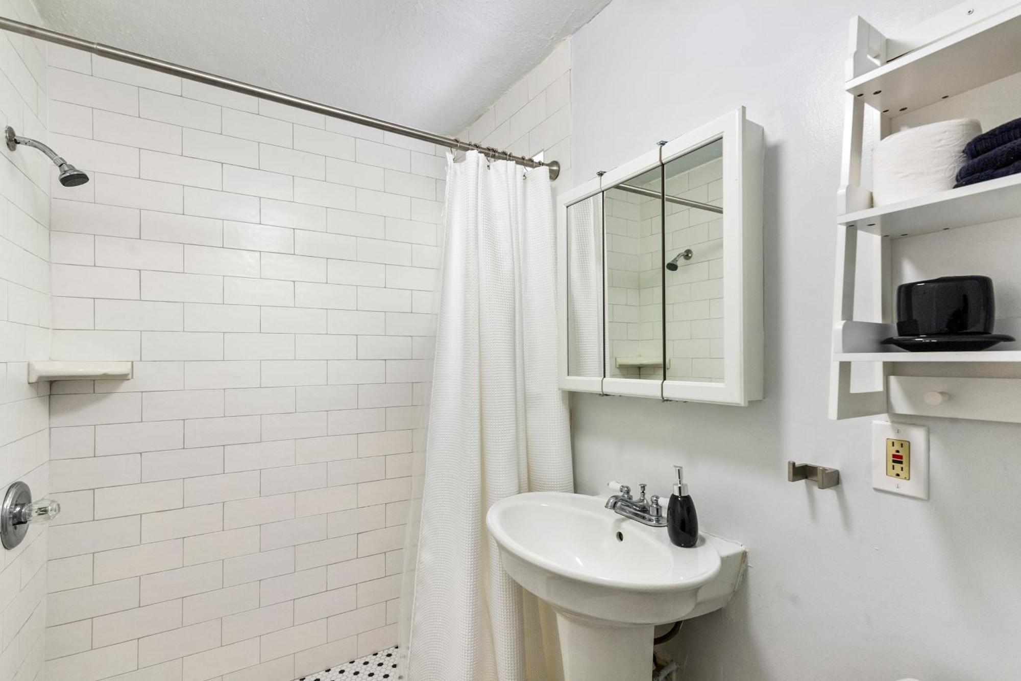 Chic Downtown Vacation Home And Guest Home Γουεστ Παλμ Μπιτς Εξωτερικό φωτογραφία