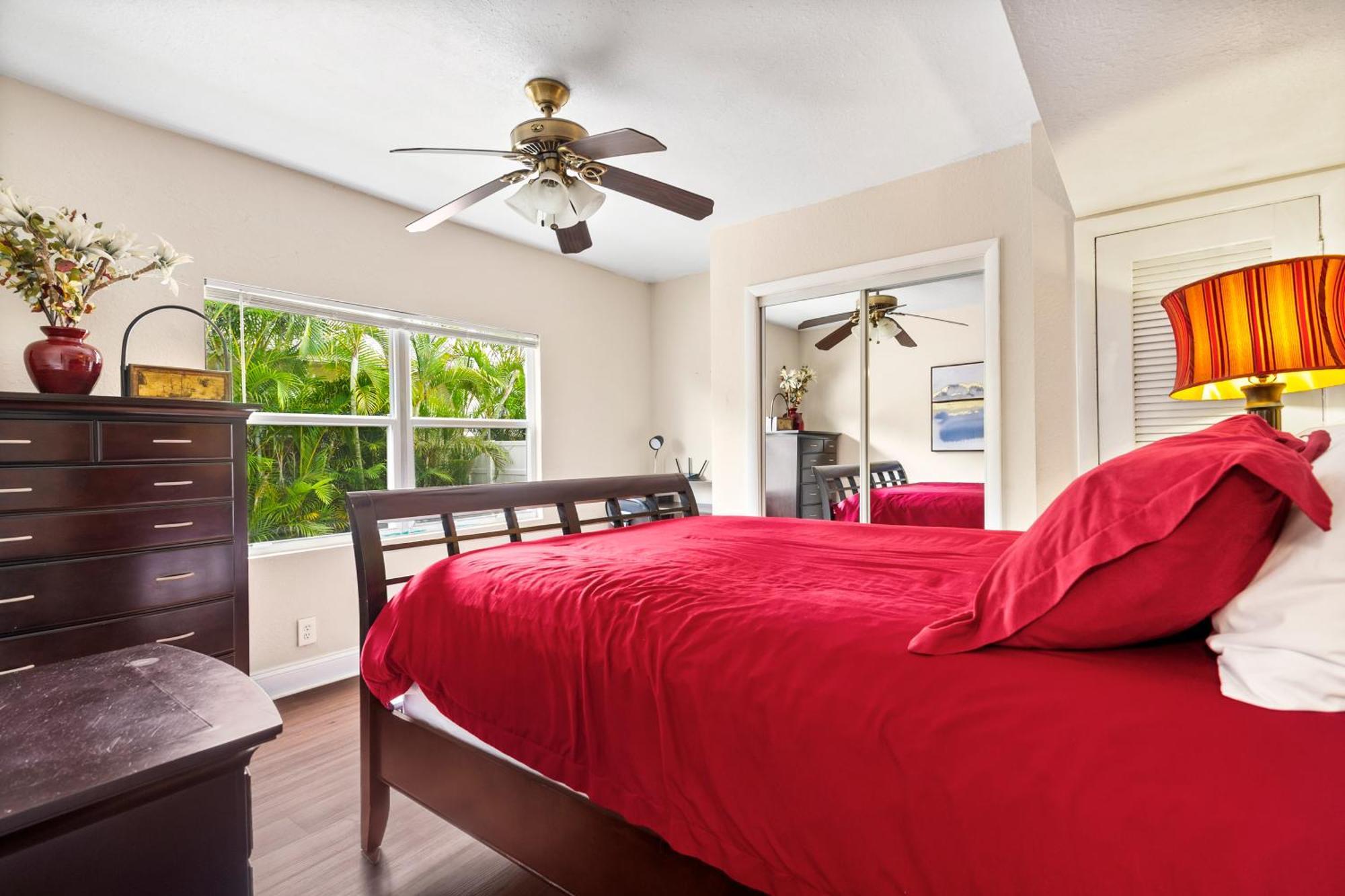 Chic Downtown Vacation Home And Guest Home Γουεστ Παλμ Μπιτς Εξωτερικό φωτογραφία